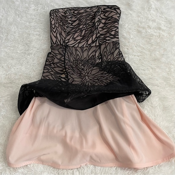 WHITE HOUSE BLACK MARKET Strapless Formal/Party Dress Women’s 2 Black/Pink Lined - Picture 6 of 8